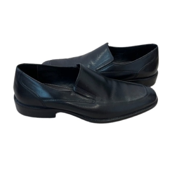 Johnston & Murphy Other - Barely worn Johnston & Murphy Black Loafers US Size 8.5M